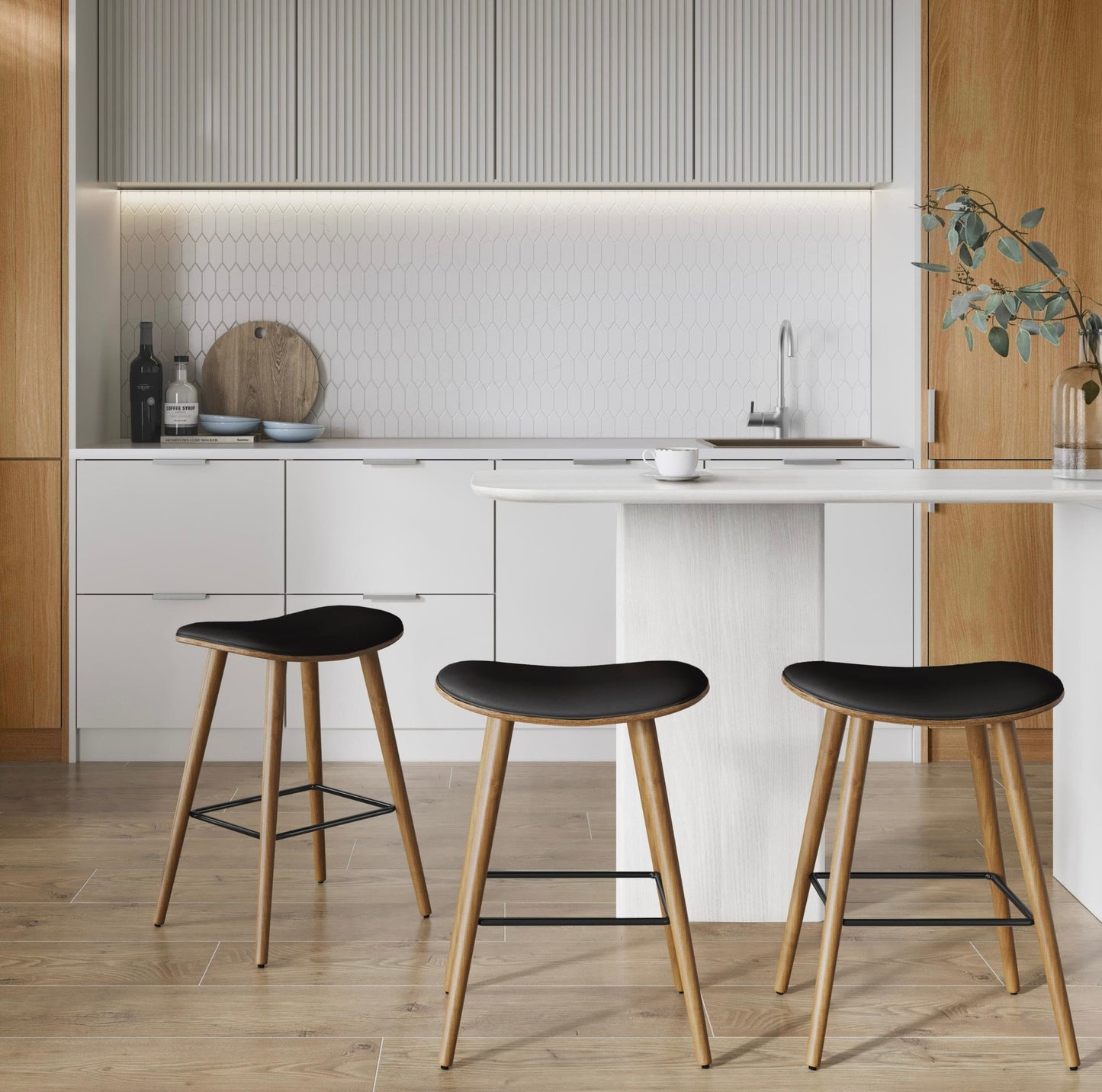 Saddle Fixed-Height Stool