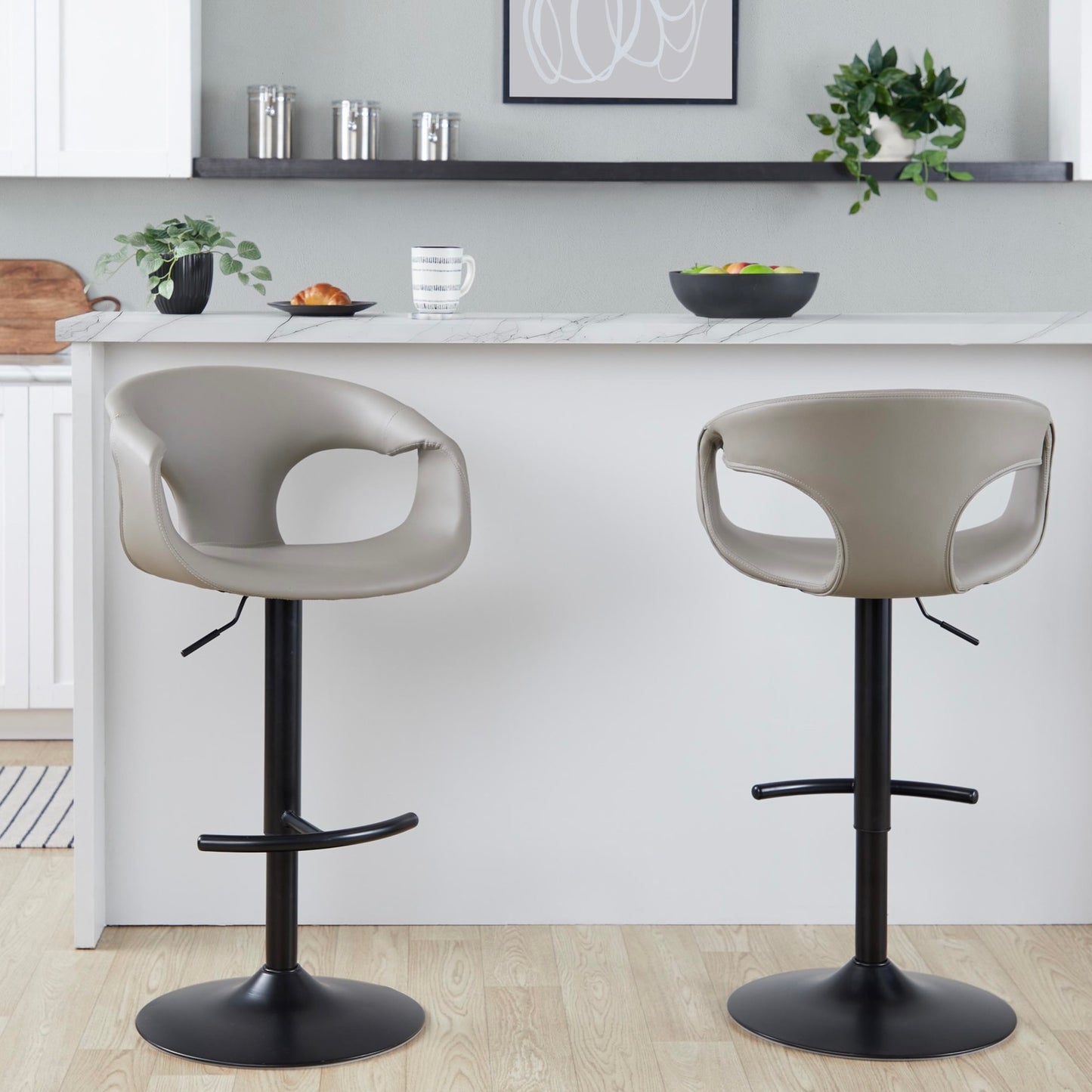Curva Hydraulic Bar stool